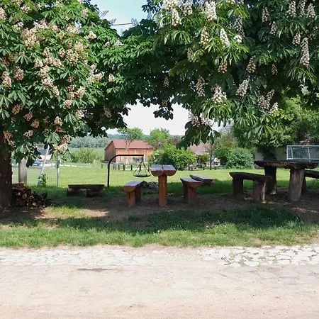 Na Sklepe U Prochazku * Pouzdrany